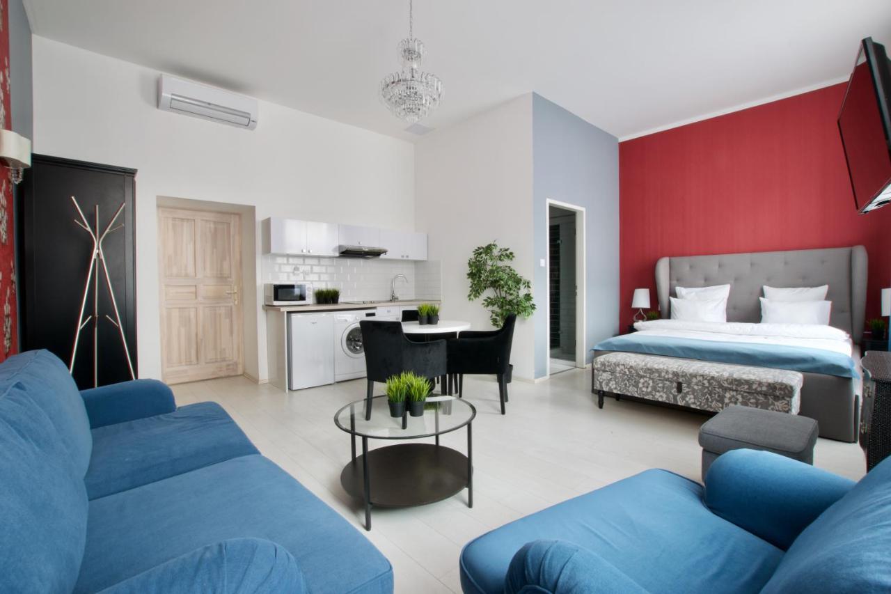 Premium Apartments By Hi5 - Astoria Square ブダペスト エクステリア 写真