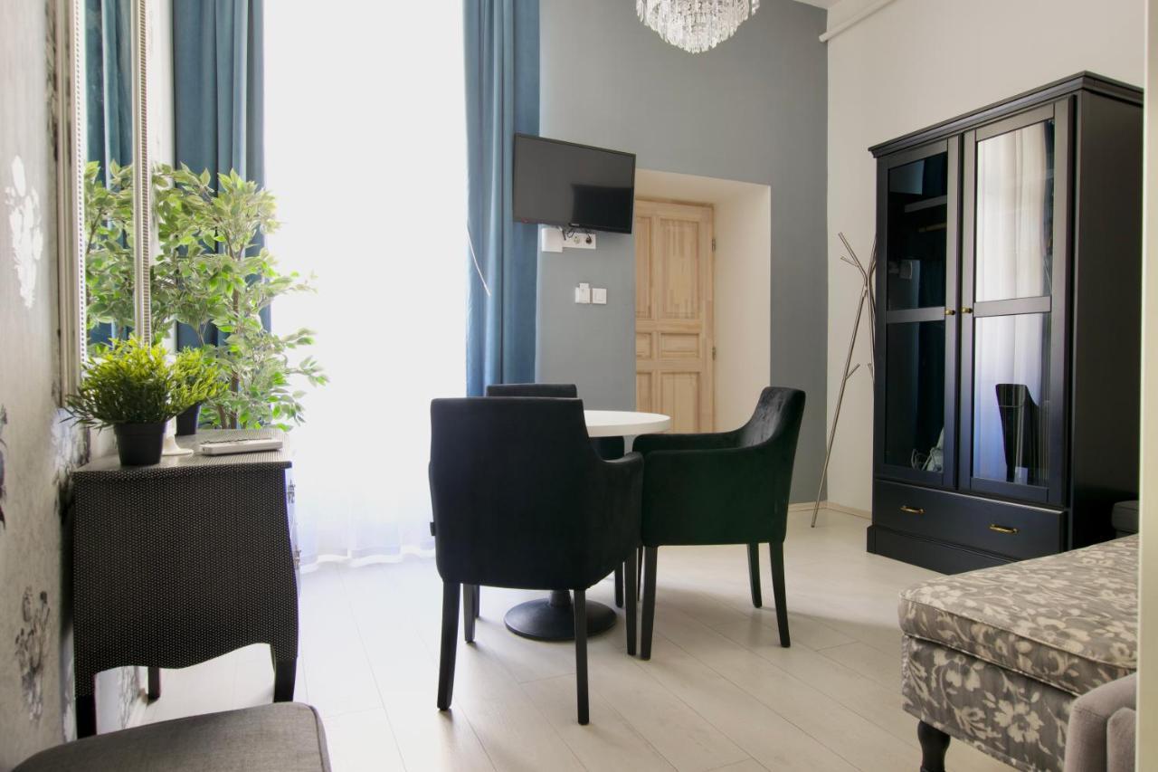 Premium Apartments By Hi5 - Astoria Square ブダペスト エクステリア 写真
