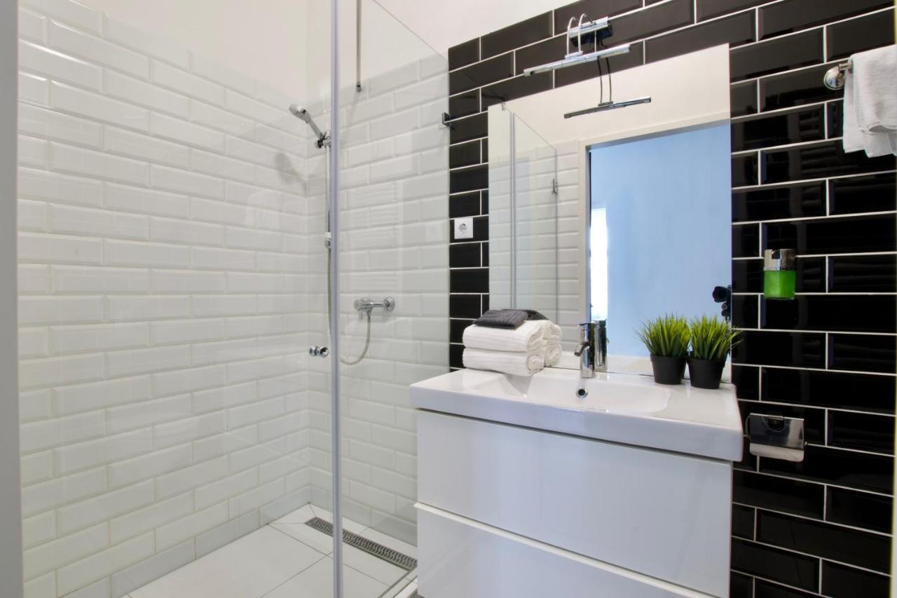Premium Apartments By Hi5 - Astoria Square ブダペスト エクステリア 写真