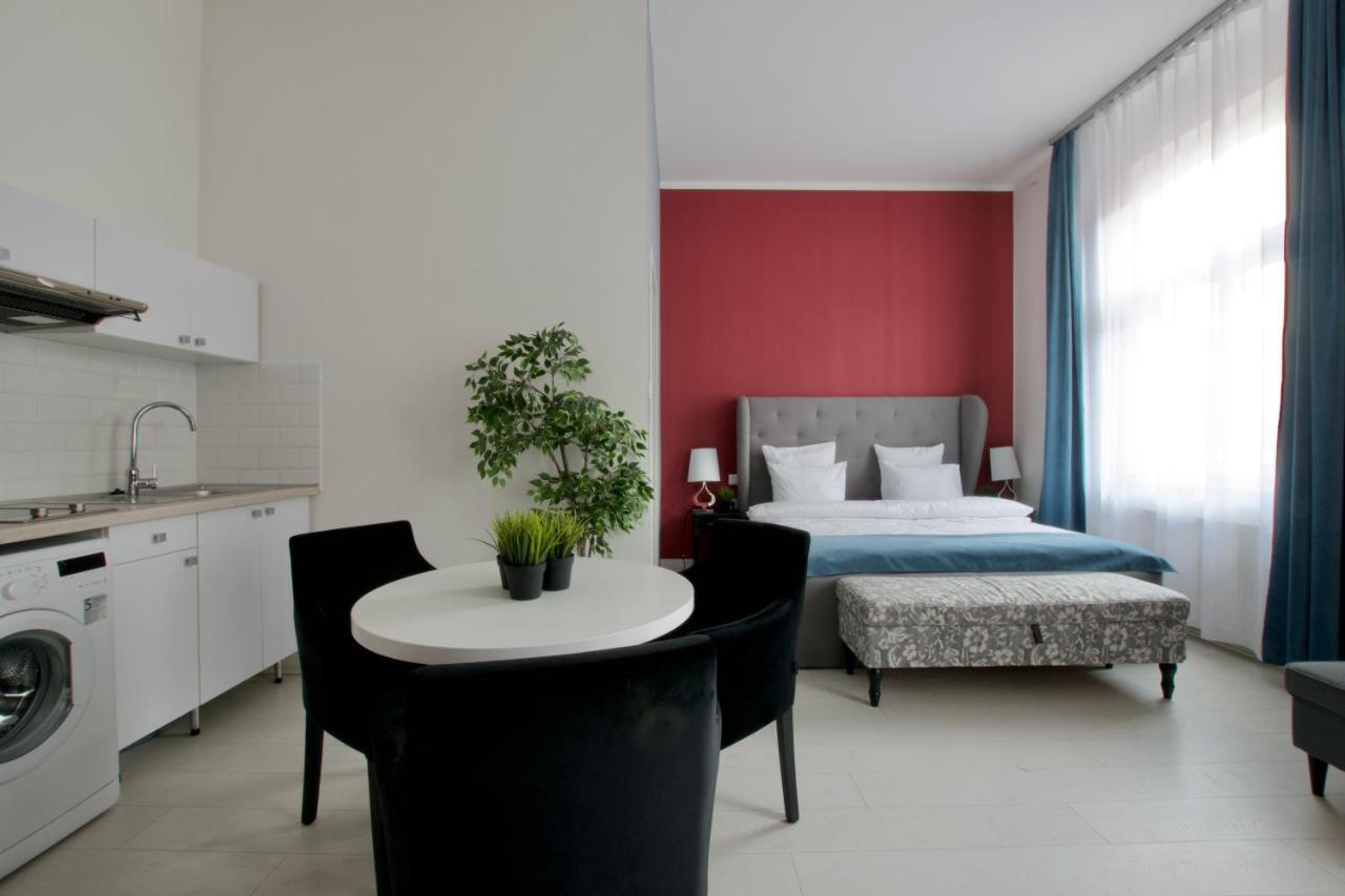 Premium Apartments By Hi5 - Astoria Square ブダペスト エクステリア 写真