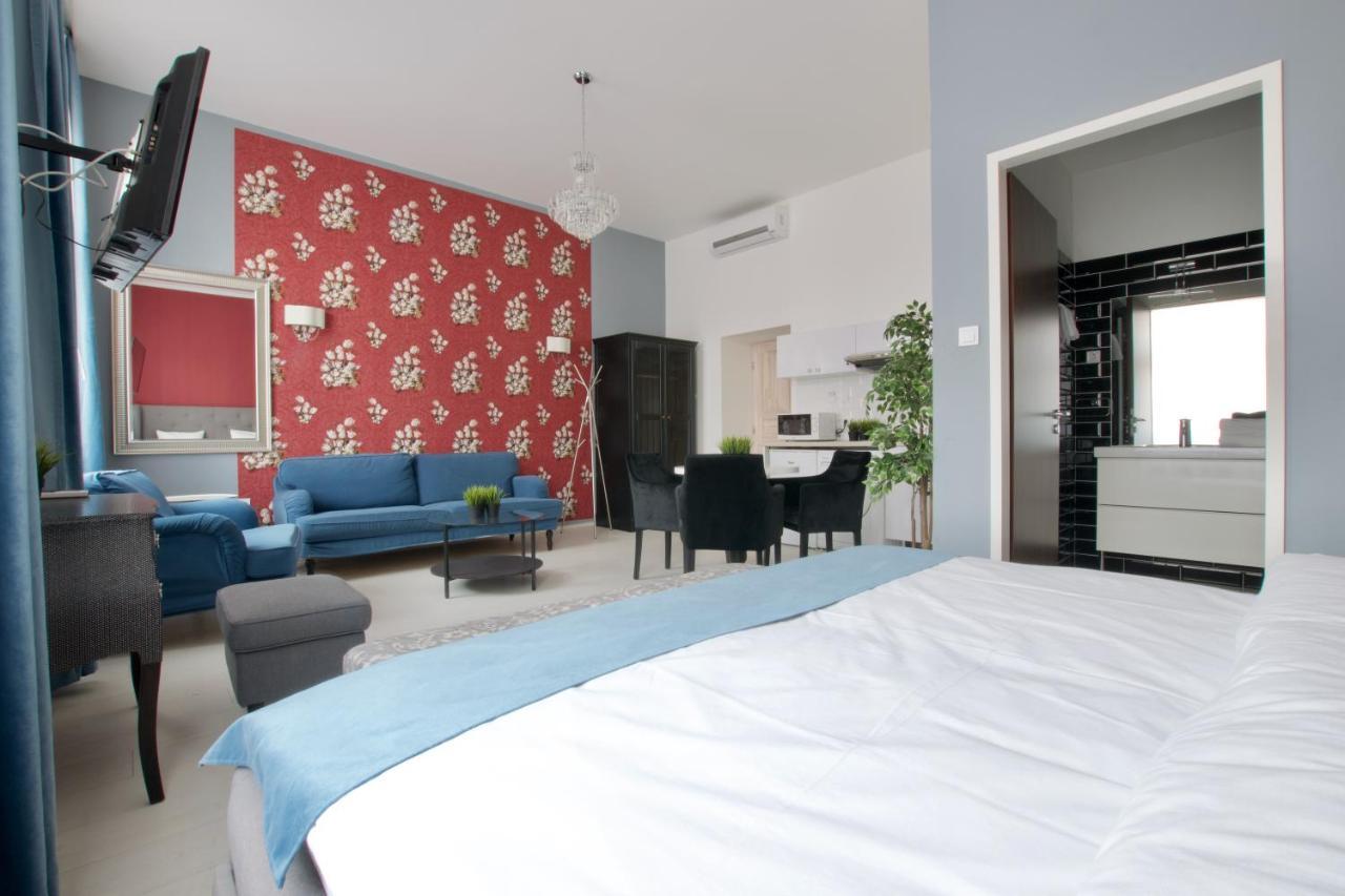 Premium Apartments By Hi5 - Astoria Square ブダペスト エクステリア 写真